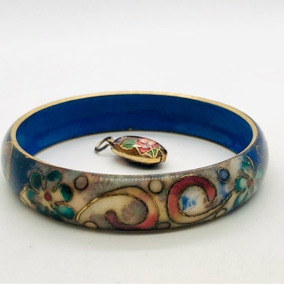 Vintage Unique Bracelet & Tiny Cloisonné Pendant - Picture 11 of 16